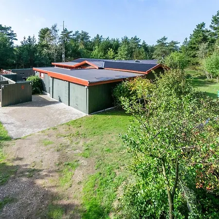 Eliane - 4km From The Sea By Interhome