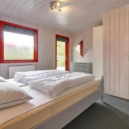 Eliane - 4km From The Sea By Interhome