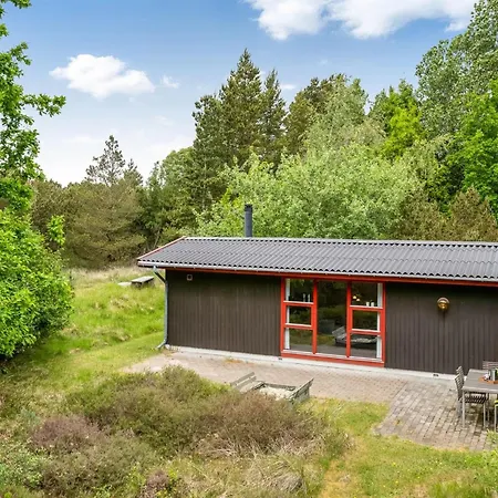 Eliane - 4km From The Sea By Interhome