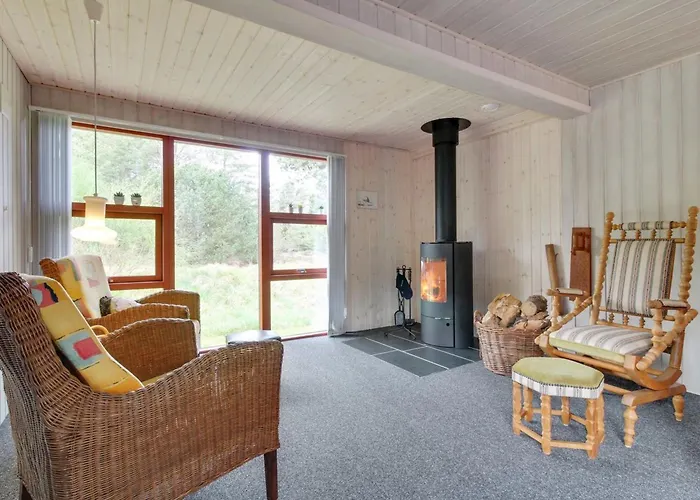 Eliane - 4km From The Sea By Interhome